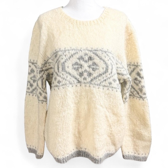 Preview International Cozy Cream and Gray Sweater - Picture 1 of 8